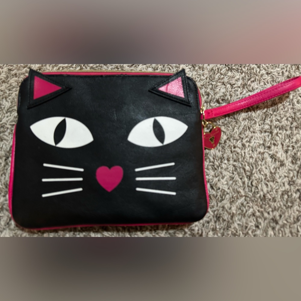 Betsey Johnson Meow Cat Wristlet